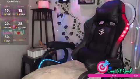 Xein Independent Model online show from February 22, 1:07 am