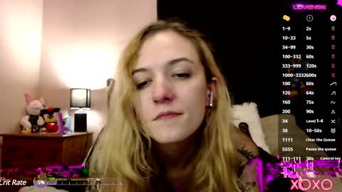 EllieeRose online show from December 9, 2:45 am