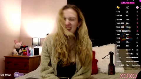 EllieeRose online show from December 16, 10:24 pm