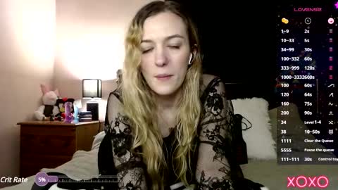 EllieeRose online show from February 11, 8:20 pm
