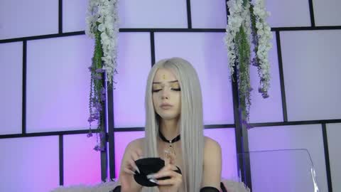 Snapshot of xenomy chatting on December 17, 7:58 am xenomy online show from December 17, 7:58 am