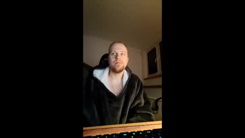 Snapshot of xer187 chatting on January 6, 5:55 am Xeharnot online show from January 6, 5:55 am