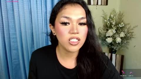 Snapshot of xfreyalibitina69x chatting on October 27, 2:21 pm xfreyalibitina69x online show from October 27, 2:21 pm