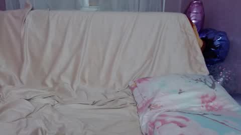 Snapshot of xhot_lina chatting on December 16, 7:43 pm xHot Lina online show from December 16, 7:43 pm