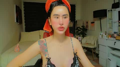 Snapshot of xhotcockcumts chatting on May 7, 2:17 am Barbie ann online show from May 7, 2:17 am