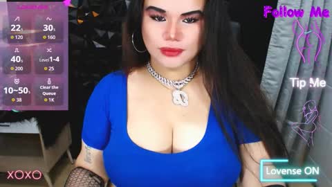 Snapshot of xhugeharleyselfsuckerx chatting on October 6, 6:38 pm xHUGECOCKTILLCUMX online show from October 6, 6:38 pm