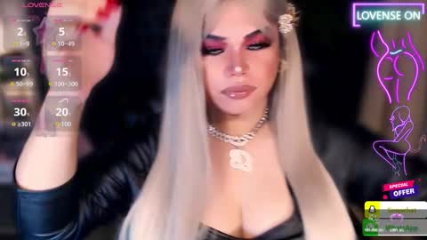 xHUGECOCKTILLCUMX online show from February 9, 8:51 am