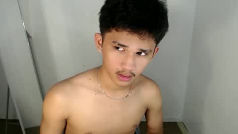 xiannx_44 online show from April 2, 6:44 am