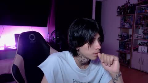 xIce Boy online show from December 4, 12:14 pm