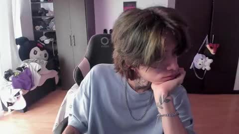 xIce Boy online show from January 18, 2:21 pm