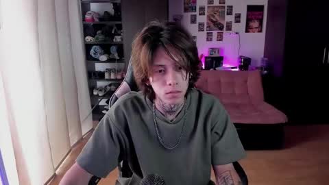 xIce Boy online show from May 2, 4:34 pm
