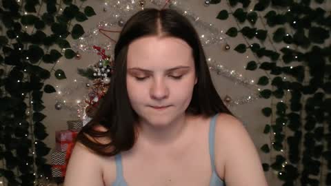 Lina online show from December 15, 7:13 am