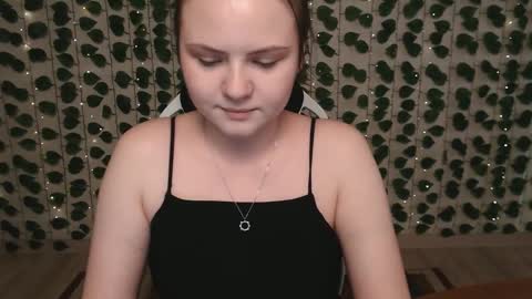 Lina online show from February 25, 7:09 am