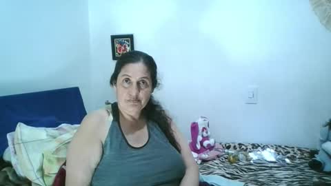 Snapshot of xime5144838 chatting on March 29, 1:05 am Ximena online show from March 29, 1:05 am
