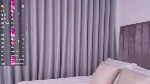 Snapshot of ximelopez1 chatting on April 25, 5:21 am XIMENA LOPEZ online show from April 25, 5:21 am