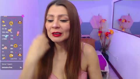 Snapshot of ximena_grant chatting on May 29, 11:30 am Ximena online show from May 29, 11:30 am