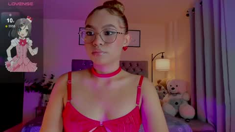 camila online show from May 8, 9:42 pm