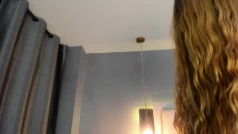   ximena  online show from May 6, 12:43 pm