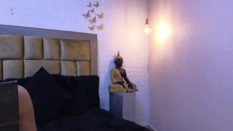ximena online show from January 12, 8:14 am