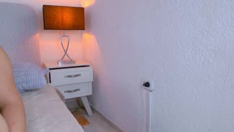 Ximena online show from February 11, 7:52 pm