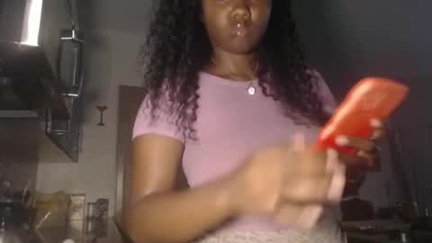 Snapshot of ximora212 chatting on March 13, 11:17 am Ximora online show from March 13, 11:17 am