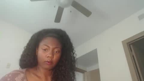 Snapshot of ximora212 chatting on March 18, 1:25 pm Ximora online show from March 18, 1:25 pm