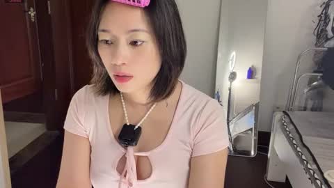 xinbao799322 online show from June 18, 3:40 am