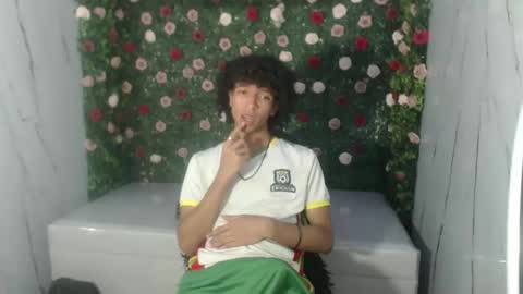 xion_ez online show from October 29, 8:10 pm