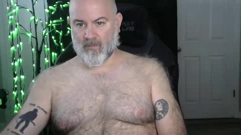 Snapshot of xjohnniex77 chatting on January 8, 2:19 pm MrSlowBurn77 online show from January 8, 2:19 pm