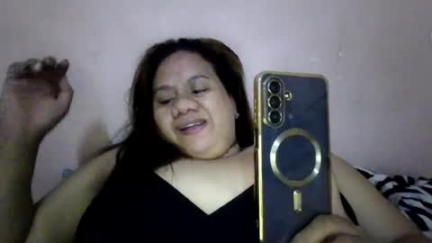 xjuicytits online show from July 2, 1:05 am
