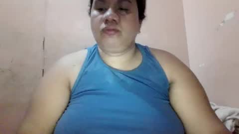 xjuicytits online show from July 5, 12:28 am
