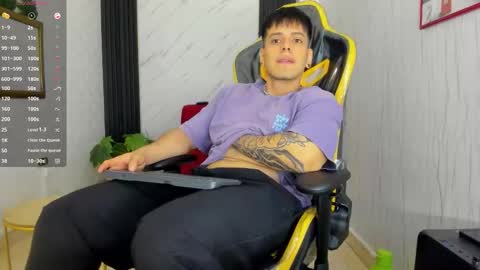 Snapshot of xkevyn chatting on September 24, 12:19 pm online show from September 24, 12:19 pm