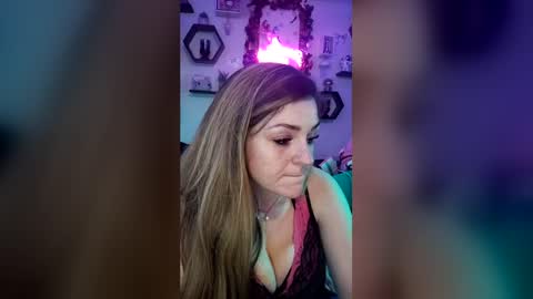xkittymeowz online show from May 4, 5:25 am