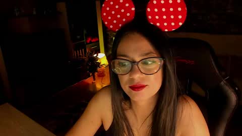Lara online show from May 14, 10:05 pm