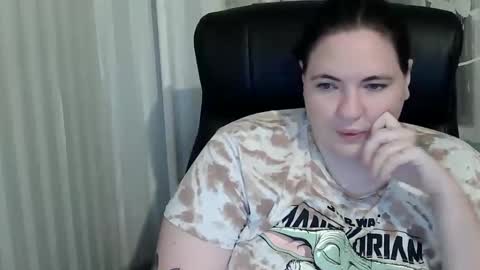 Snapshot of xlisabluex chatting on October 5, 7:23 pm XLisaBlueX online show from October 5, 7:23 pm