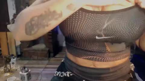 Snapshot of xlisbetx chatting on February 14, 8:00 am xlisbetx online show from February 14, 8:00 am