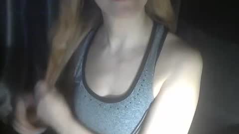 xlorax77703 online show from February 19, 1:45 am