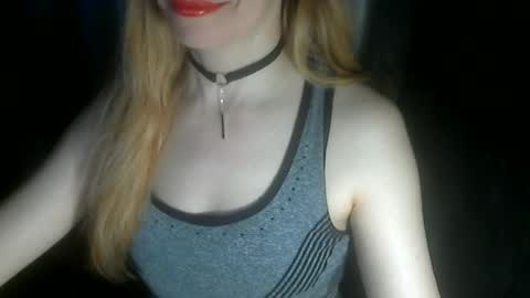 xlorax77703 online show from June 17, 1:52 am
