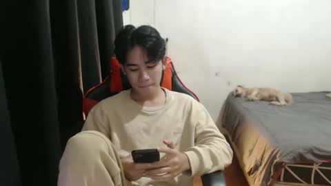 Snapshot of xluminous chatting on September 9, 3:33 pm MIKAEL online show from September 9, 3:33 pm