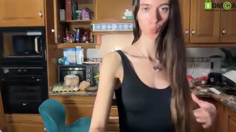 Snapshot of xmaskedgirl888 chatting on June 30, 3:51 am Extreme Couple online show from June 30, 3:51 am