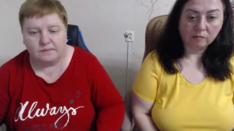 Snapshot of xmollyjanex chatting on April 26, 8:17 pm XMollyJaneX online show from April 26, 8:17 pm