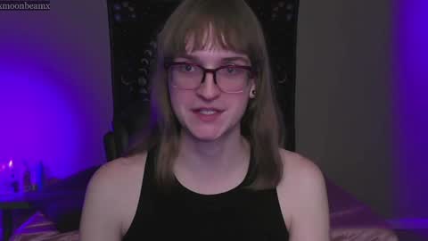 Snapshot of xmoonbeamx chatting on December 12, 2:26 am Luna online show from December 12, 2:26 am