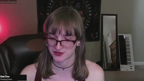 Snapshot of xmoonbeamx chatting on January 16, 2:19 am Luna online show from January 16, 2:19 am