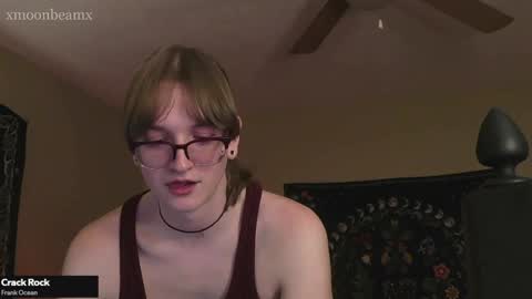 Snapshot of xmoonbeamx chatting on February 6, 4:42 am Luna online show from February 6, 4:42 am