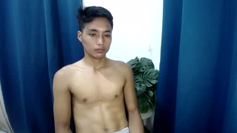 SECRET online show from February 7, 1:53 pm