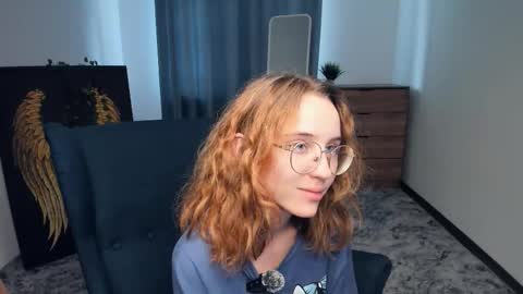 Kylie  online show from September 18, 7:10 am