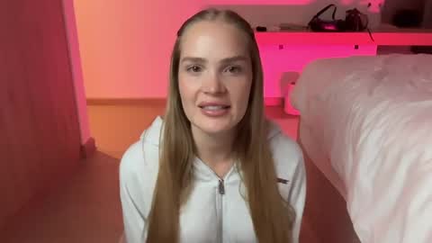 madeline online show from May 11, 2:06 am