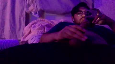 Alejandro FullMoon online show from December 4, 9:29 am