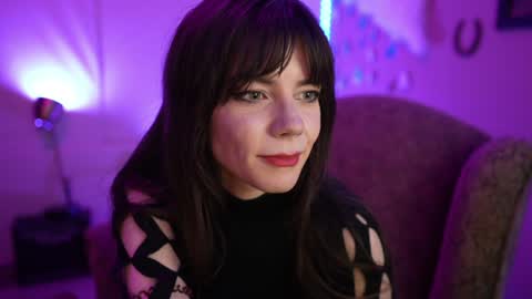 Bella Bondai online show from January 12, 9:19 am