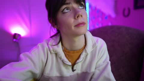 Bella Bondai online show from January 21, 12:50 pm